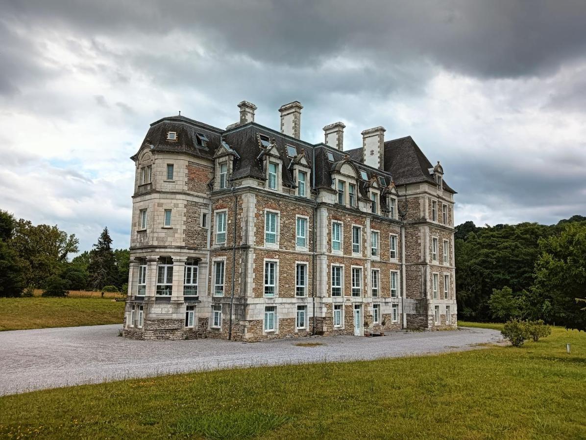 Chatescos - Estudio En Chateau Exterior foto