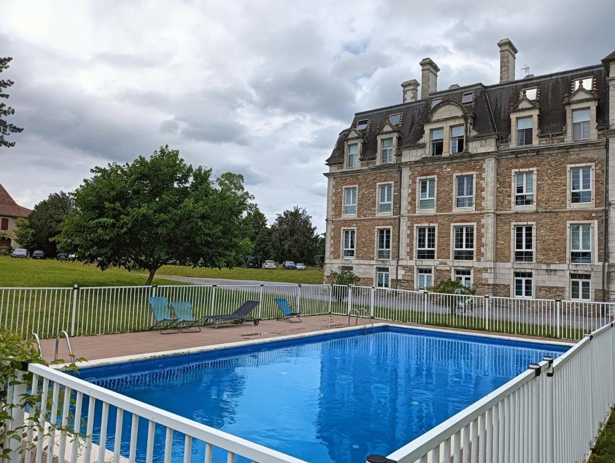 Chatescos - Estudio En Chateau Exterior foto
